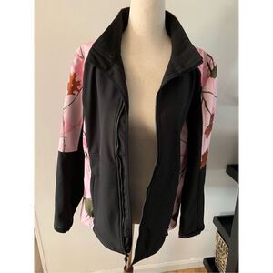 Pink camo jacket black size large